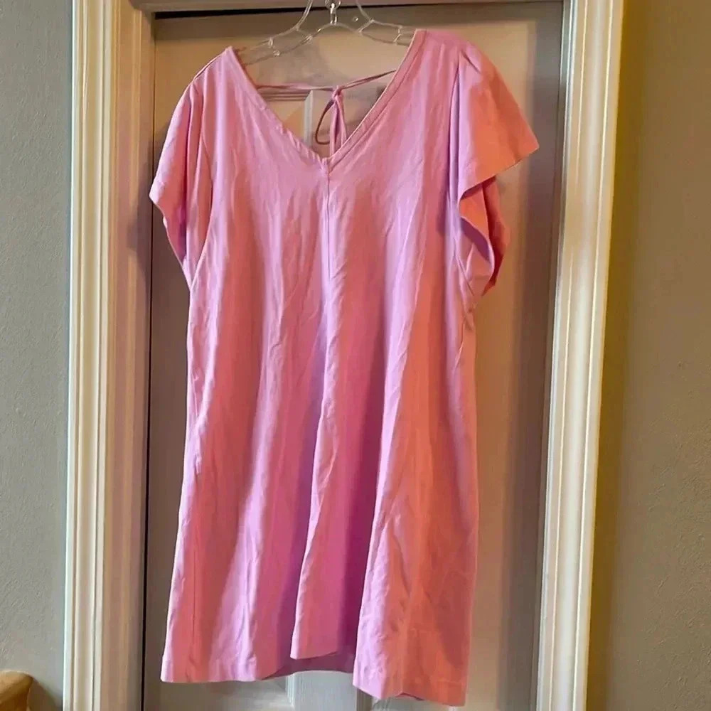 Free Assembly pink short sleeve t-shirt dress size Medium